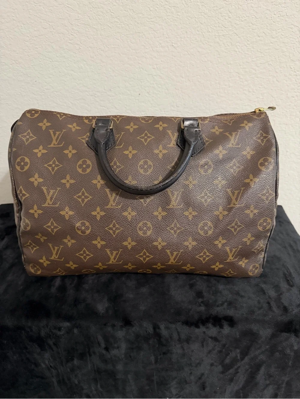 Authentic Louis Vuitton Speedy 35 Brown Monogram Bag